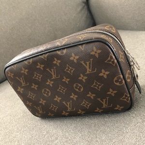 Louis Vuitton TOILET POUCH GM